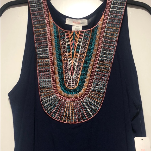 Top - Picture 3 of 3